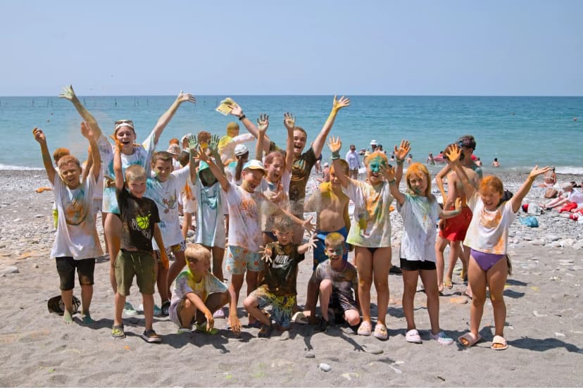 Дети на пляже