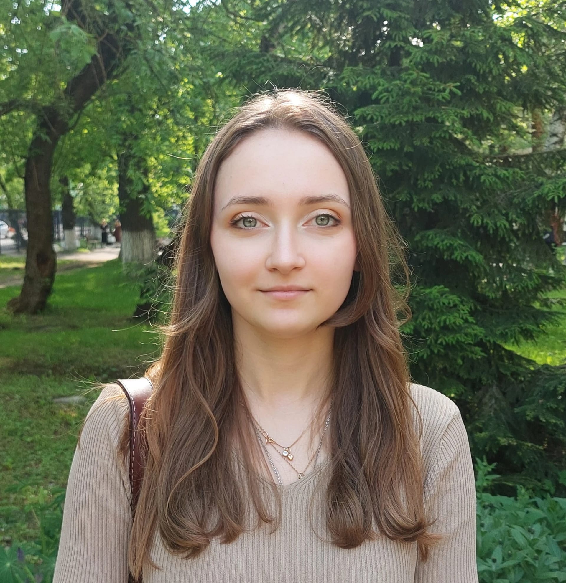 Нелли Хлабыстина