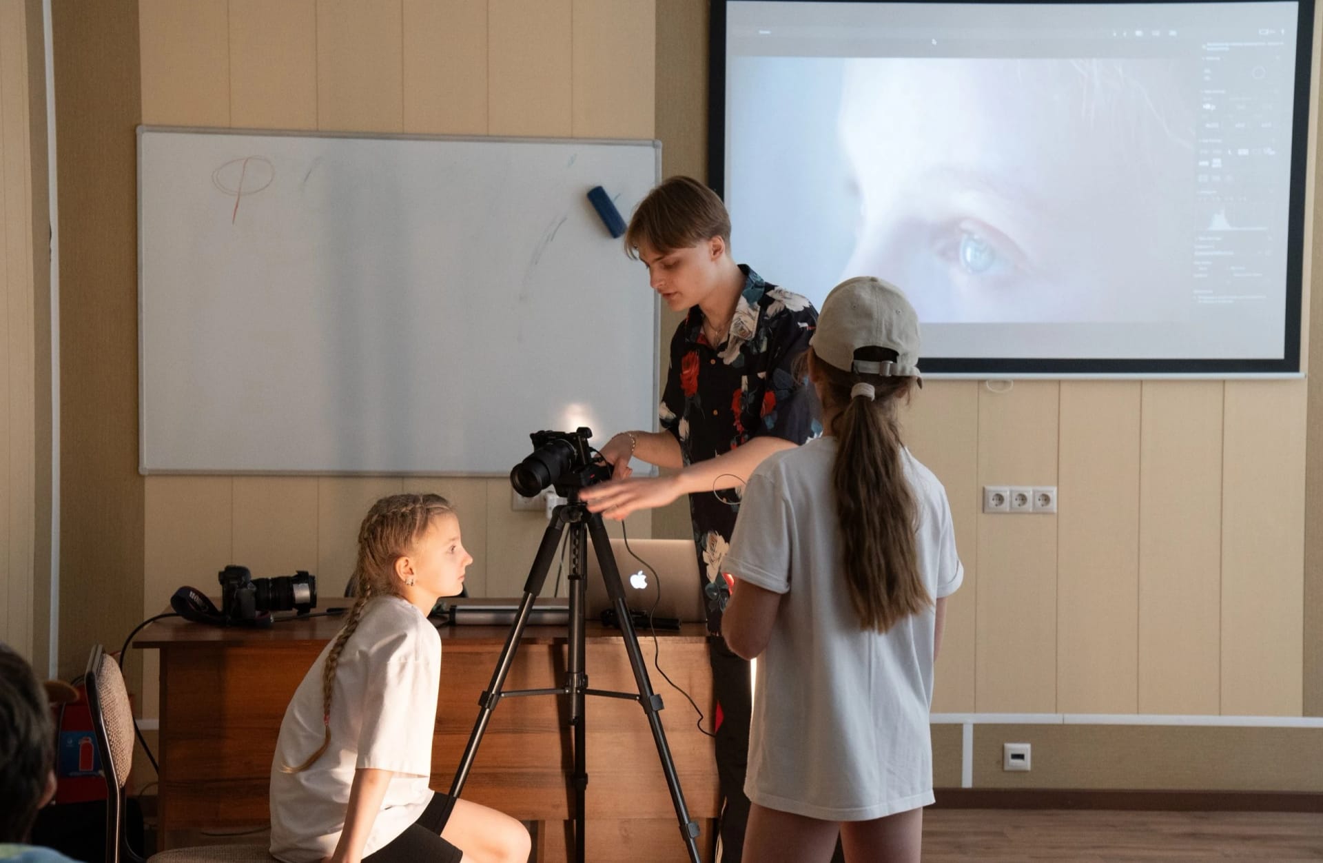 Преподаватели